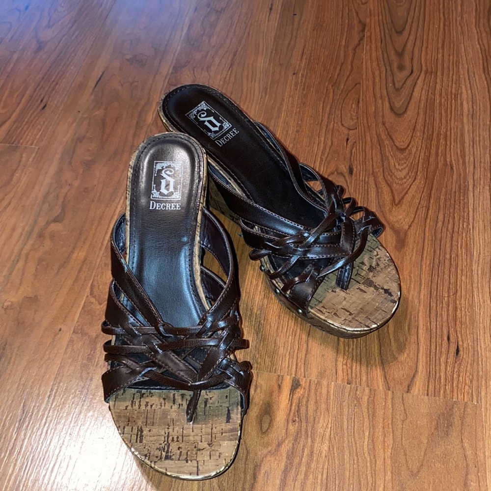 Wedge sandals